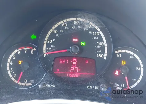 2013 Volkswagen Beetle 2.5L z USA, uszkodzony, nr VIN 3VWJP7AT0DM686882